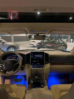 تويوتا لاندكروزر